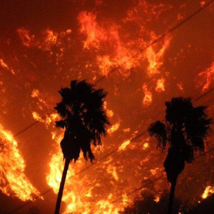 Strong Winds on Thursday Fuel LA Fires
